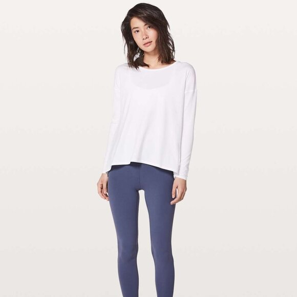 Lululemon Back Into It White Long Sleeve Sz 8 - Picture 2 of 6